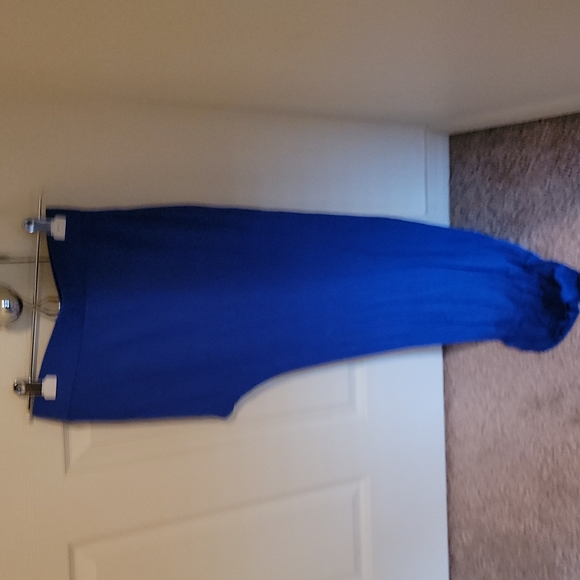Maxi Skirt with slit - Picture 2 of 3